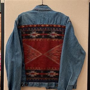 Vintage Kiln Denim Jacket L-XL Size beautiful fall colors  runs Large and roomie